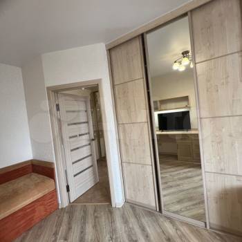 Сдается 1-комнатная квартира, 39 м²