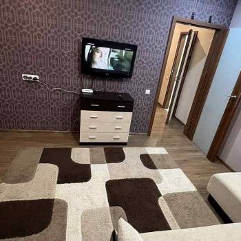 Сдается 2-х комнатная квартира, 65 м²