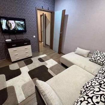 Сдается 2-х комнатная квартира, 65 м²