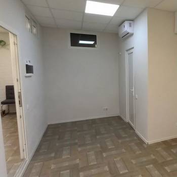 Сдается Нежилое помещение, 18 м²