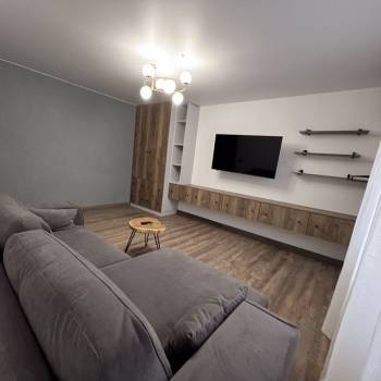 Сдается 2-х комнатная квартира, 60 м²