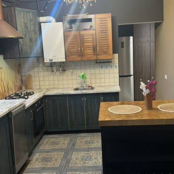 Продается 1-комнатная квартира, 51 м²