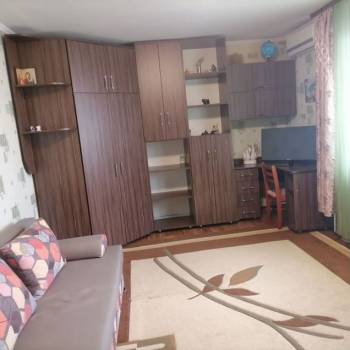 Продается 1-комнатная квартира, 37,4 м²