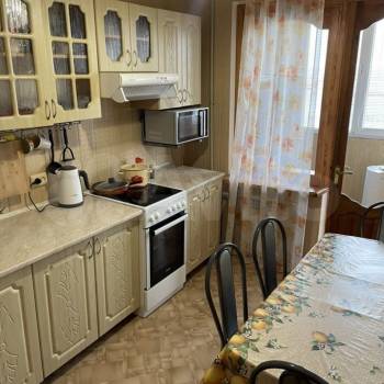 Сдается 2-х комнатная квартира, 60 м²