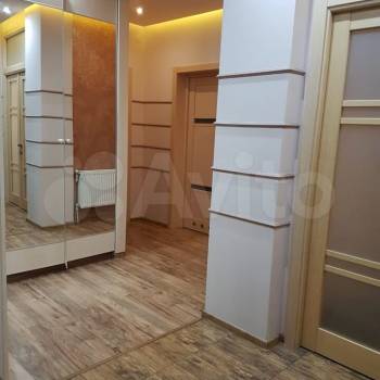 Сдается 2-х комнатная квартира, 90 м²