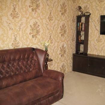 Продается 1-комнатная квартира, 43 м²