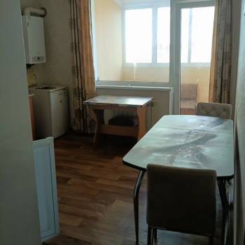 Сдается 1-комнатная квартира, 50 м²