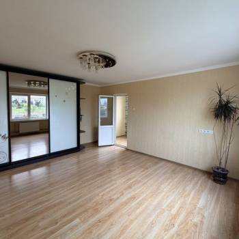 Продается 1-комнатная квартира, 41,6 м²