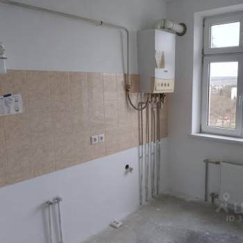 Продается 1-комнатная квартира, 54 м²