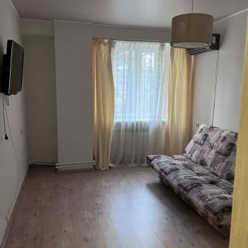 Сдается 1-комнатная квартира, 40,6 м²