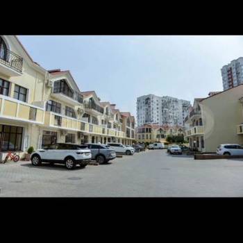 Продается 3-х комнатная квартира, 186 м²