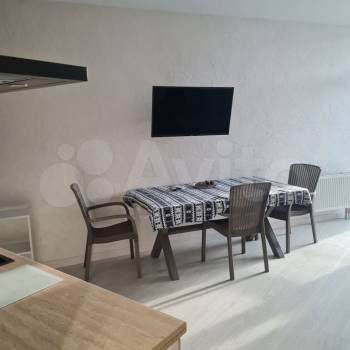 Продается 3-х комнатная квартира, 57 м²