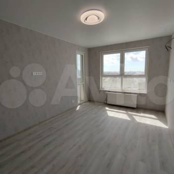 Продается 1-комнатная квартира, 38 м²