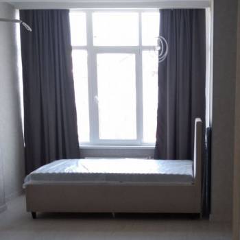 Продается 1-комнатная квартира, 49,3 м²