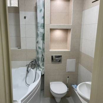 Сдается 1-комнатная квартира, 55 м²
