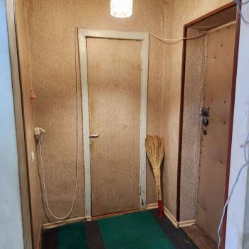 Продается 1-комнатная квартира, 32 м²