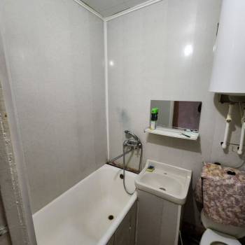 Продается 1-комнатная квартира, 32 м²