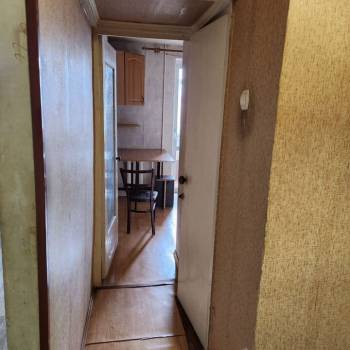 Продается 1-комнатная квартира, 32 м²