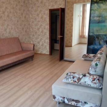 Сдается 1-комнатная квартира, 49 м²