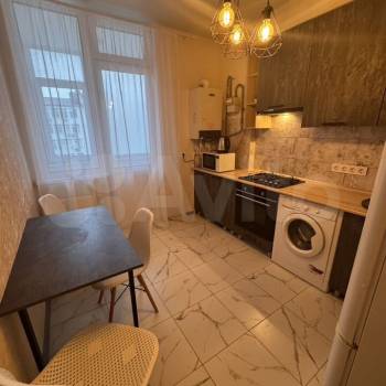 Сдается 1-комнатная квартира, 41 м²
