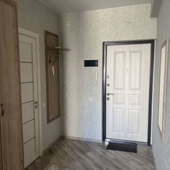 Сдается 1-комнатная квартира, 55 м²