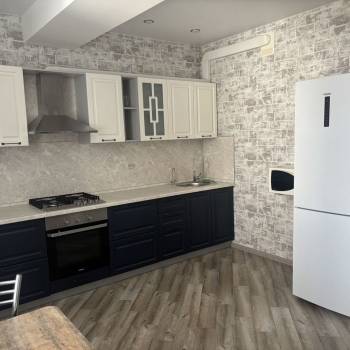 Сдается 1-комнатная квартира, 55 м²
