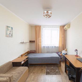 Продается Многокомнатная квартира, 85,4 м²