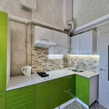 Сдается 1-комнатная квартира, 42 м²