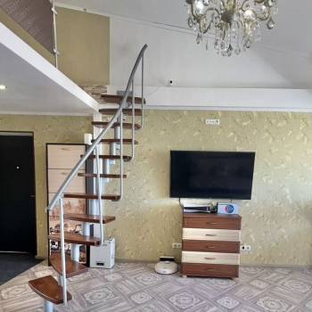 Сдается 1-комнатная квартира, 42 м²