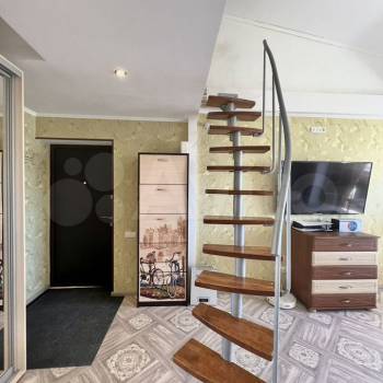 Сдается 1-комнатная квартира, 42 м²
