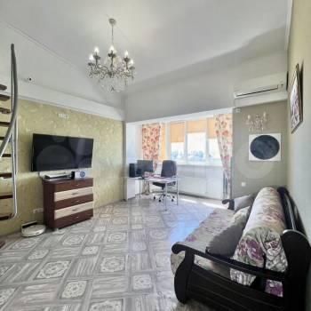 Сдается 1-комнатная квартира, 42 м²