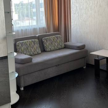 Сдается 1-комнатная квартира, 44 м²
