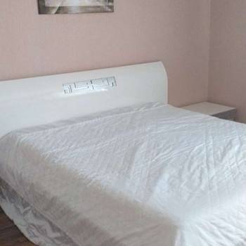 Сдается 2-х комнатная квартира, 75 м²