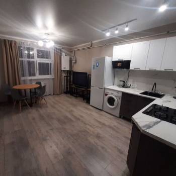 Сдается 1-комнатная квартира, 49,1 м²
