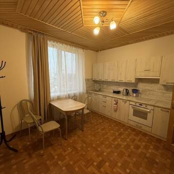 Сдается 1-комнатная квартира, 45 м²
