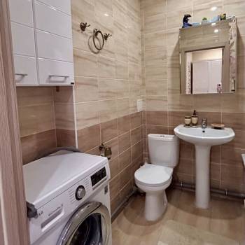 Продается 1-комнатная квартира, 37 м²