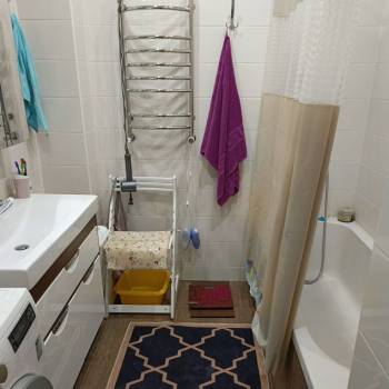 Сдается 2-х комнатная квартира, 78 м²