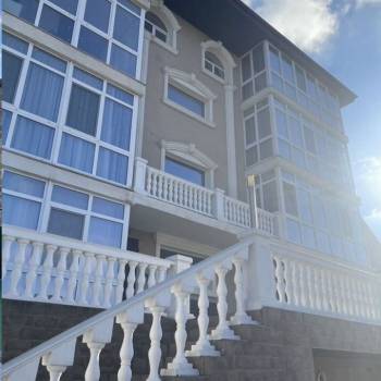 Сдается 2-х комнатная квартира, 94 м²