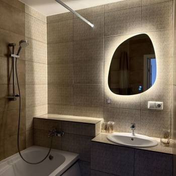 Сдается 2-х комнатная квартира, 94 м²