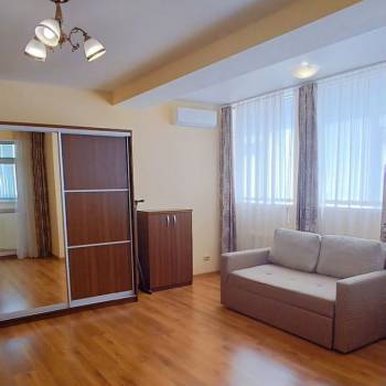 Сдается 1-комнатная квартира, 37 м²
