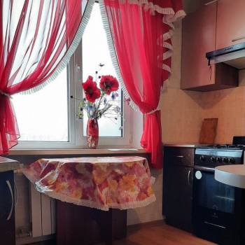 Сдается 1-комнатная квартира, 46 м²