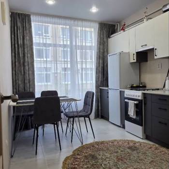 Сдается 1-комнатная квартира, 39,5 м²