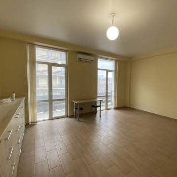 Продается 1-комнатная квартира, 28,7 м²