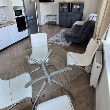 Сдается 1-комнатная квартира, 53 м²