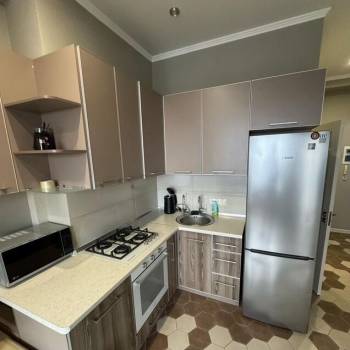 Сдается 1-комнатная квартира, 45 м²