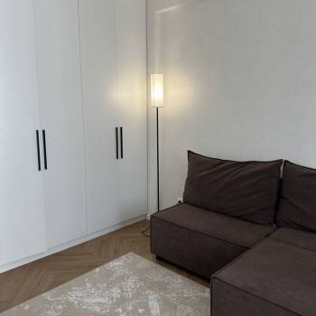 Сдается 1-комнатная квартира, 42 м²