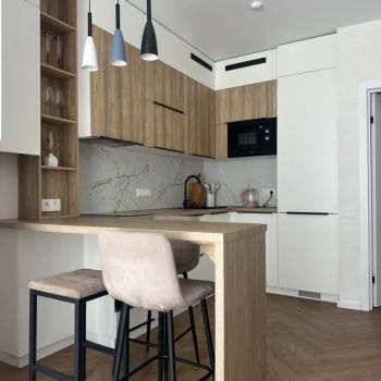 Сдается 1-комнатная квартира, 42 м²