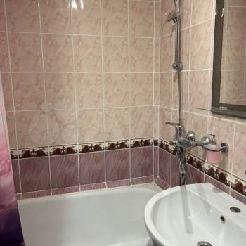 Сдается 2-х комнатная квартира, 60 м²
