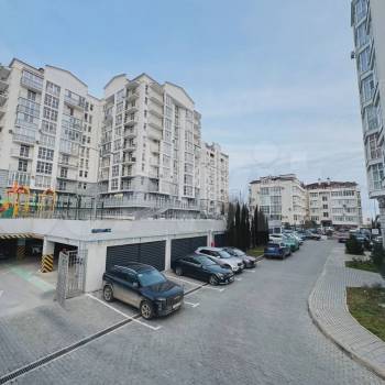 Продается 1-комнатная квартира, 54,6 м²