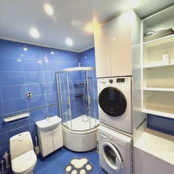 Продается 1-комнатная квартира, 54,6 м²